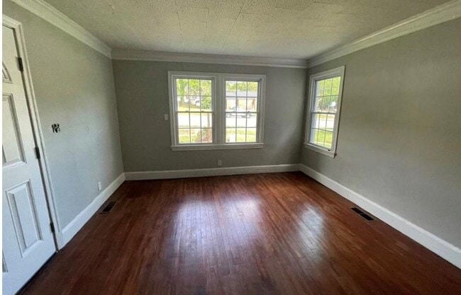 Photo - 802 N Park St