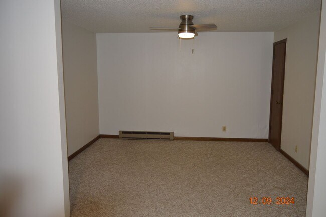 Photo - North 16th Court Apartments Unit Apt. #5