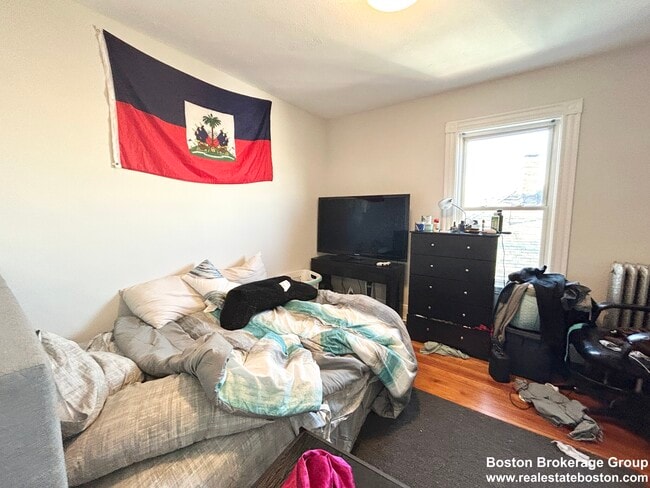 Photo - 151 E Cottage St