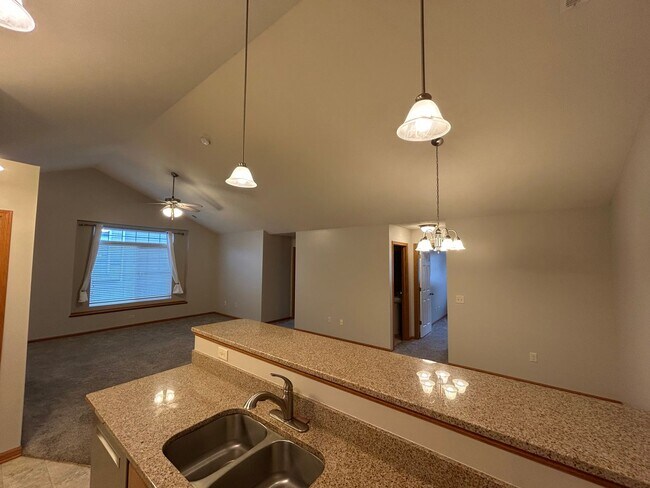 Photo - 8528 Flintlock Cir