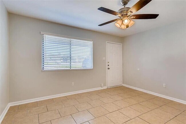 Photo - 5209 Tahoe Trail