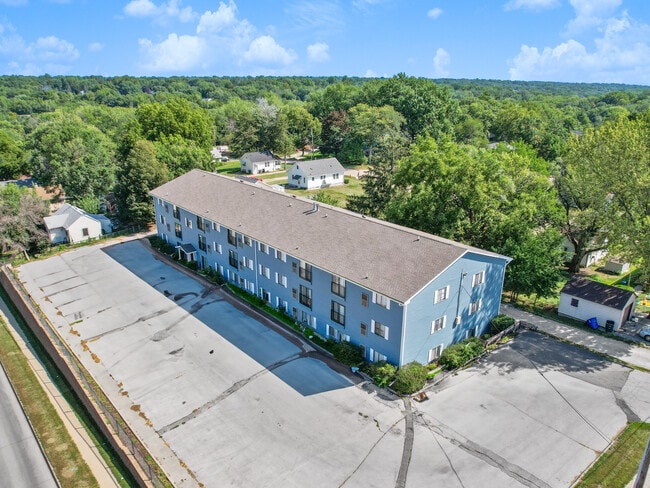 Photo - Goldbriar Chateau