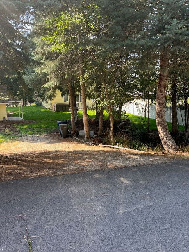 Photo - 17704 N Hilltop Rd Unit #2