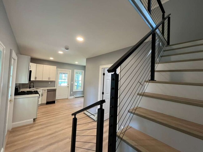 Photo - 417 W Court St Unit 3