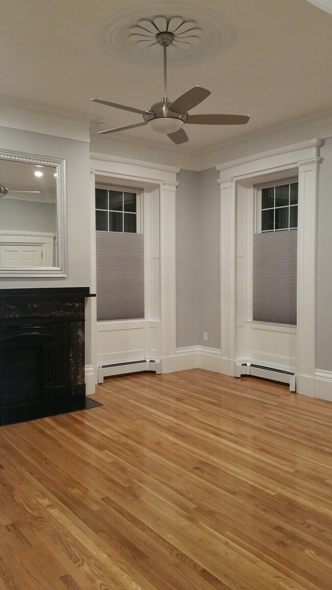 Photo - 66 Hampshire St