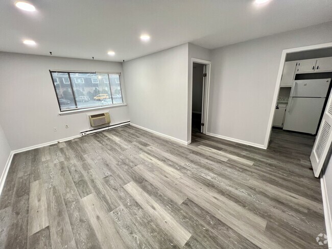 Building Photo - 51-61 Wildman St Unit A210 Rental