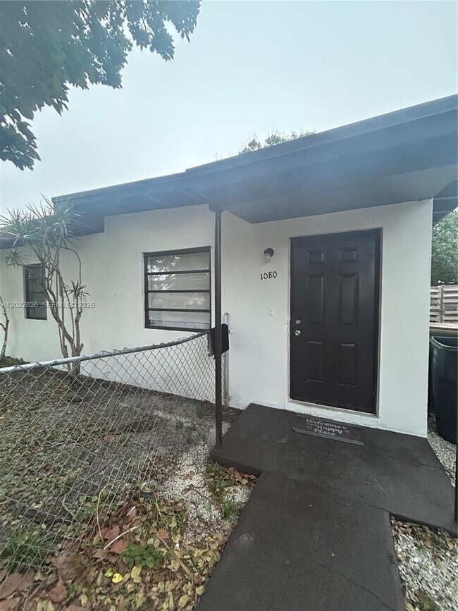 1080 NW 121st St