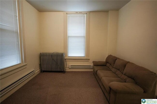 Photo - 242 Delaware Ave Unidad 3B