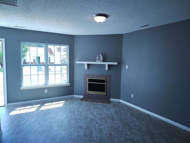 Photo - Cute Townhome