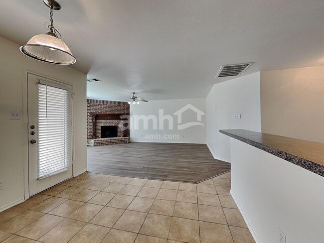 Photo - 2026 Wellington Pt