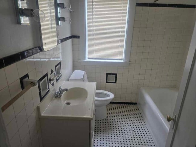 Photo - 4426 Schulte Dr