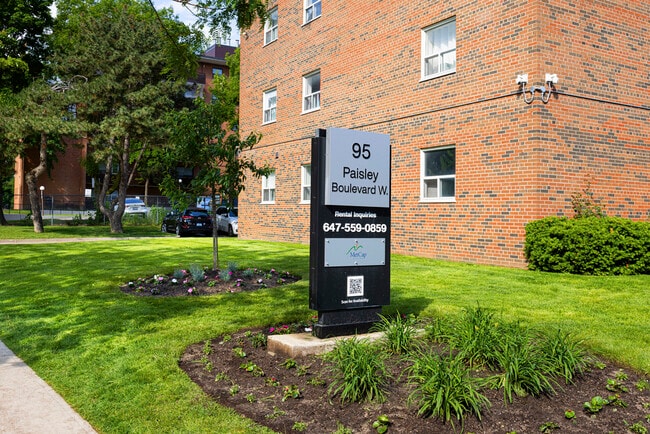 Photo - Draydon Manor