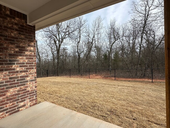 Photo - Beautiful 3 Bedroom, 2 Bathroom on 1.46 Acre Wooded Lot!