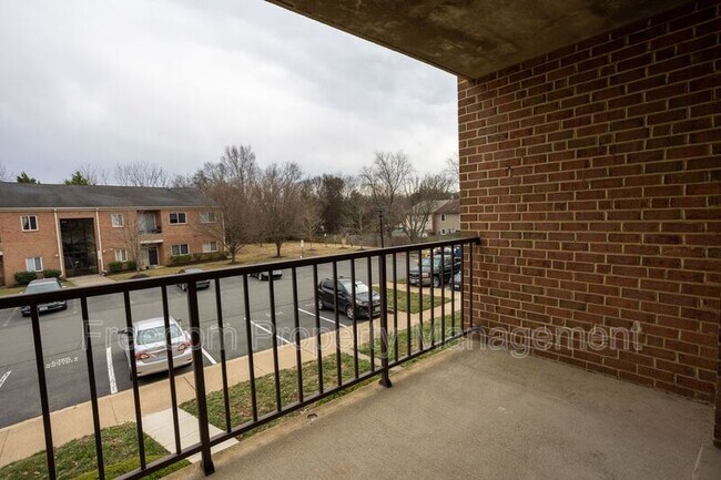 Photo - 10629 Provincial Dr