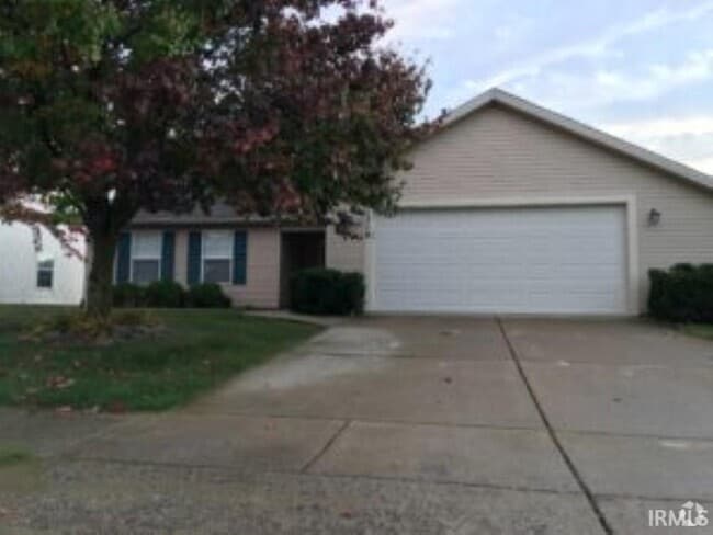 Building Photo - 1319 Shining Armor Ln Rental
