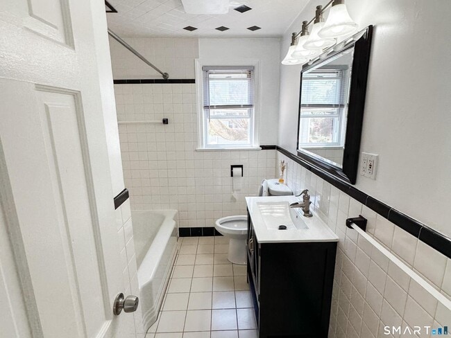 Photo - 439 Henry Ave Ext