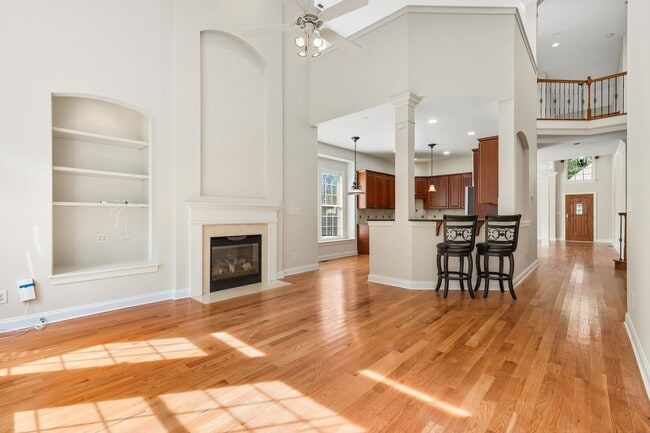 Photo - Beautiful and Spacious 5 Bed, 4 Bath Durha...