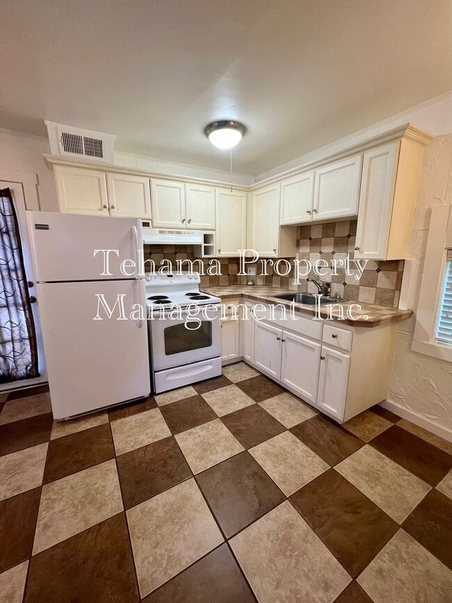 931 Rio St Unidad 931 Rio St. Unit #4