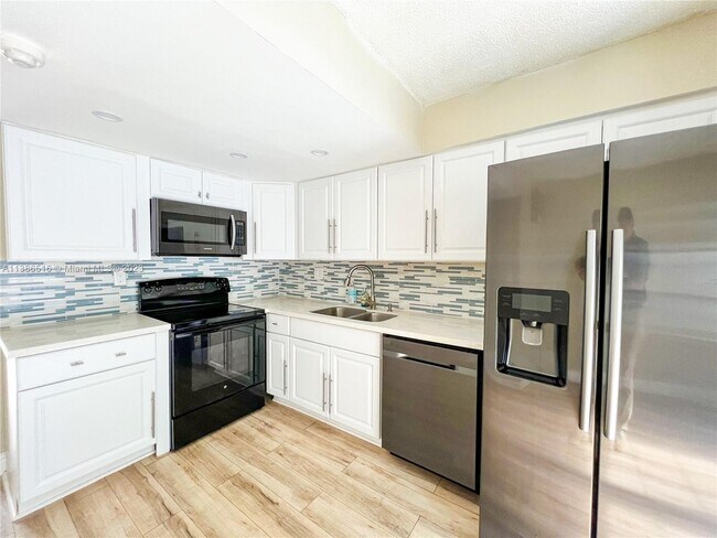 Photo - 5808 W 18th Ave