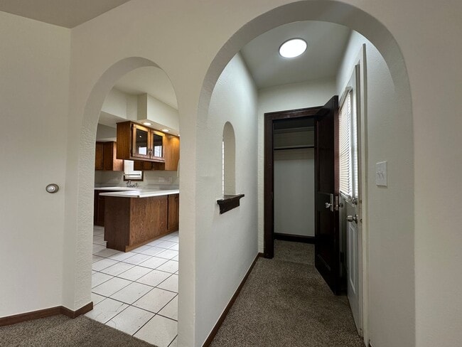 Photo - 1913 Madison St