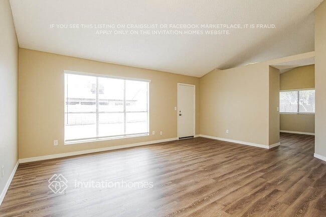 Photo - 8939 W Vogel Ave