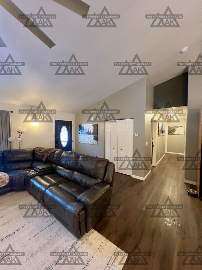 Photo - 3BR/2BA North Pole Home with Office & 2-Car Garage