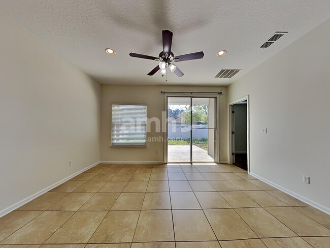 Photo - 851 Glendale Ln