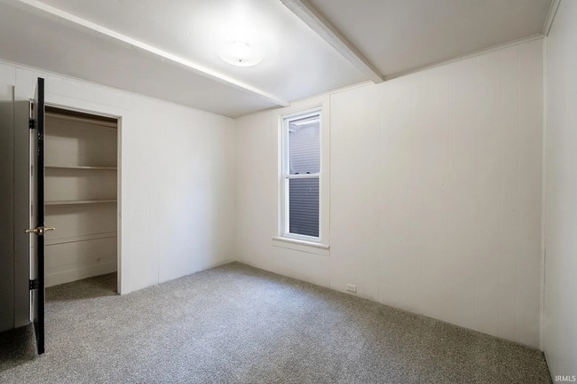 Photo - 3 bedroom available for immediate move i! Unit 1437 Oakland #1