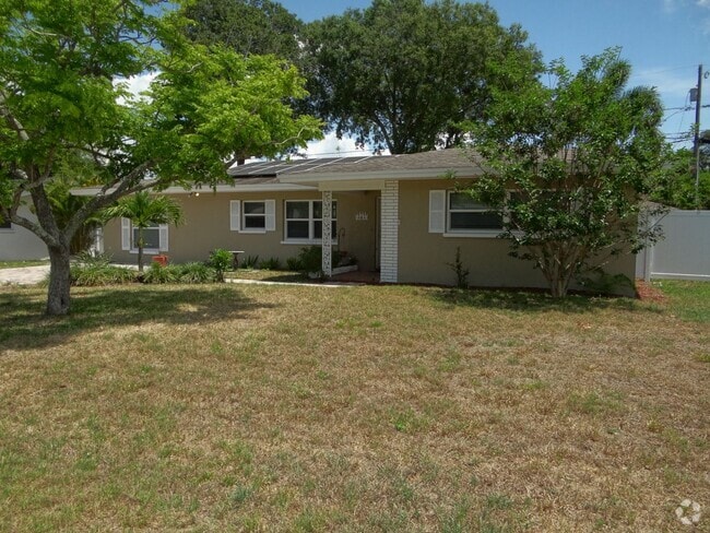 Building Photo - Gorgeous 3/2 in Clearwater Rental