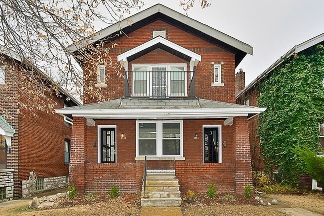 Building Photo - 4944 Tholozan Ave Unit 4944A