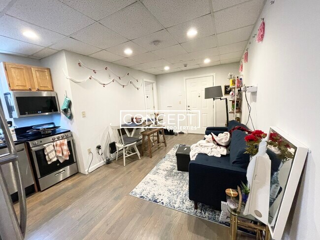 Photo - 77 Park Dr Unit B