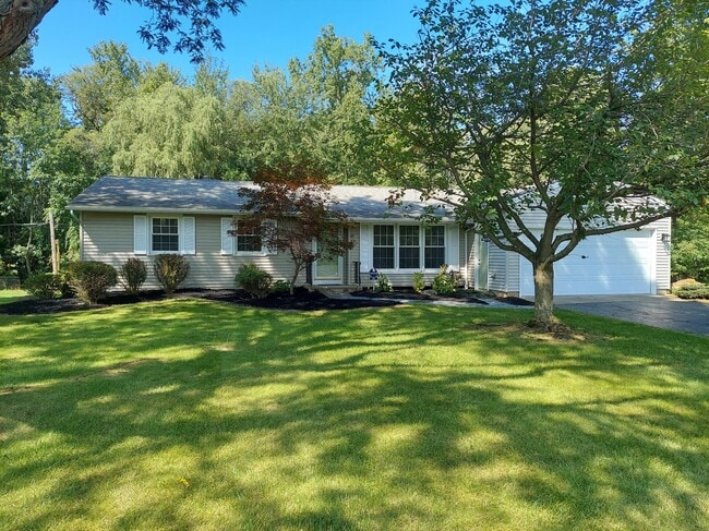 34 Putting Green Ln