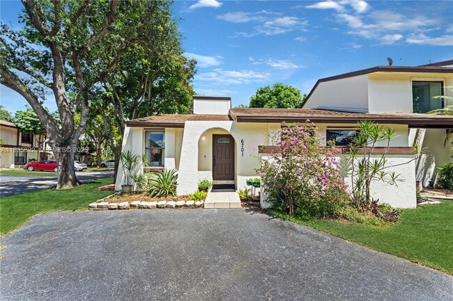 Photo - 6701 SW 129th Ct