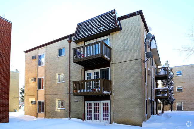 Photo - 740 Piper Ln Apartments