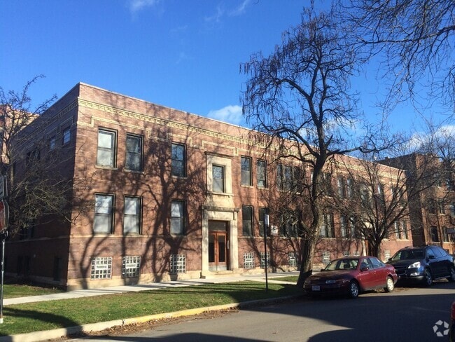 Building Photo - 1314 W Waveland Ave Unit 1 Rental