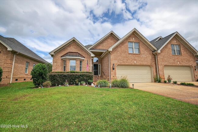 Building Photo - 3253 Gardenwood Dr Rental