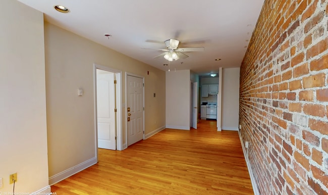 Photo - 97 Prince St Unit 9