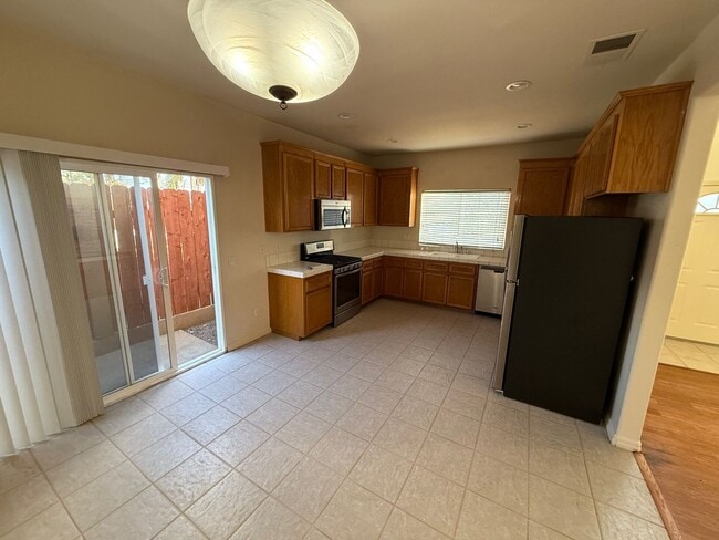 Photo - 1446 Holly Ave