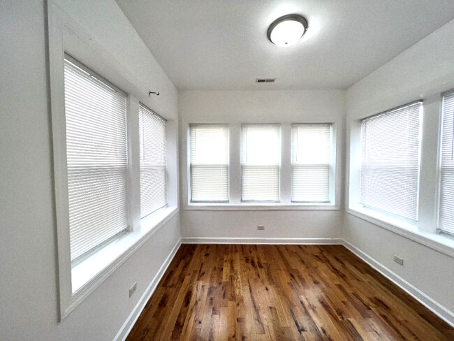 Photo - 3911 W 14th St Unit 2