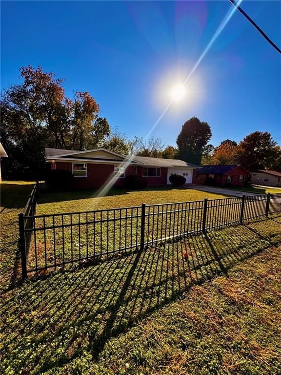 Photo - 209 Sanders Ave