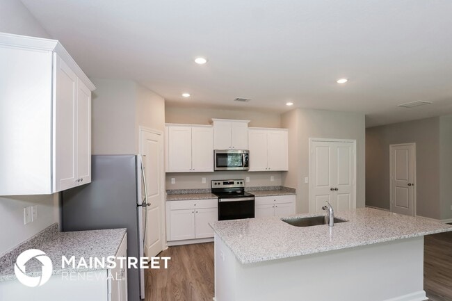 Photo - 522 Firethorn Ct