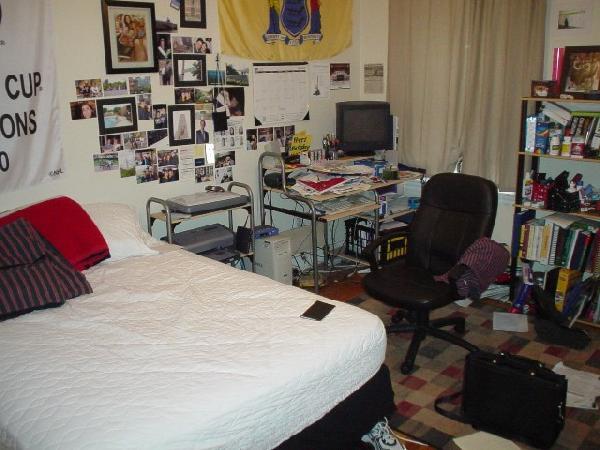 Building Photo - 56 Queensberry St Unit 11