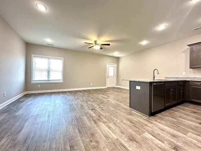 Photo - 1176 Meadowhill Ln