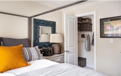 Dormitorio 2 - También tiene baño privado - 2022 River Heights Walk SE Unidad Roommate Plan