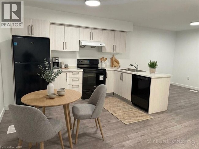 Photo - 133 HighRiver Trl