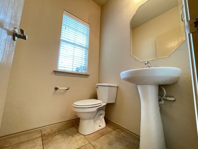 Photo - 4 Bedroom 2 Bath