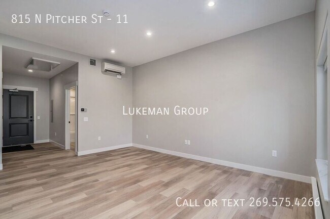 Photo - 815 N Pitcher St Unidad 11
