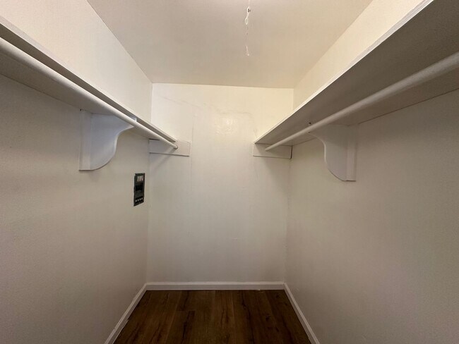 Photo - Reiger Park Apartments