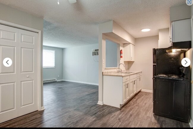 Photo - Point Place Apartments