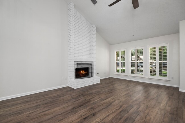 Photo - 30 Berryfrost Ln